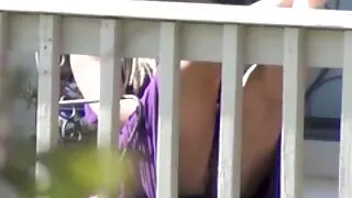 เพื่อไม่ให้บินออกจากมหาวิทยาลัยหญิงสาวจะได้รับครู คลิป วีดีโอ โป๊