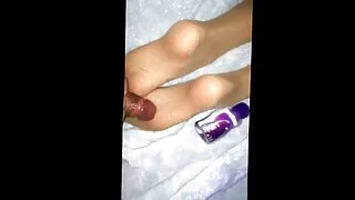 ผมบลอนด์,น่ารัก,สนุกกับของเล่น คลิป วีดีโอ โป๊ ออนไลน์